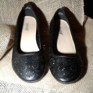 Women's  NICOLE  Black Shoes 7 W